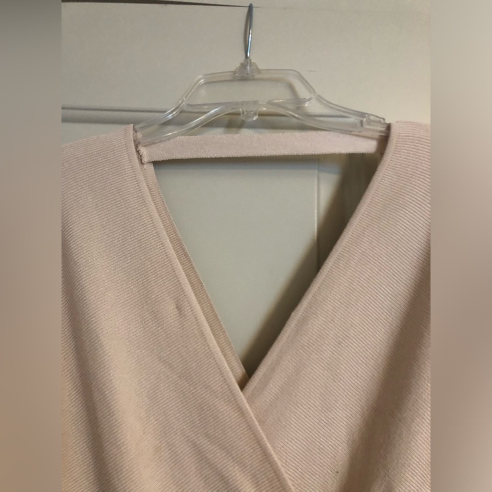 Cream Ling Dress - Picture 7 of 8